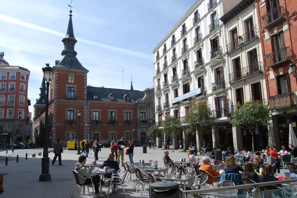 Hostal La Perla Asturiana Madrid Dış mekan fotoğraf