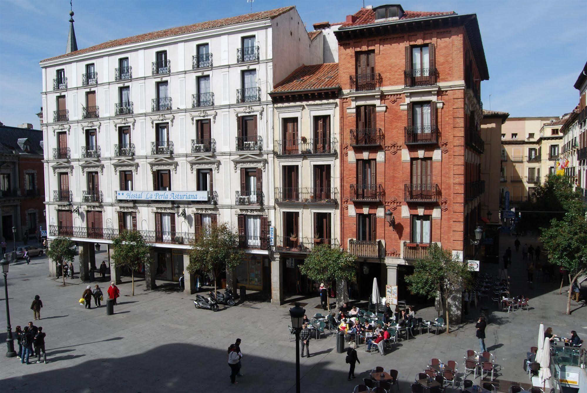 Hostal La Perla Asturiana Madrid Dış mekan fotoğraf